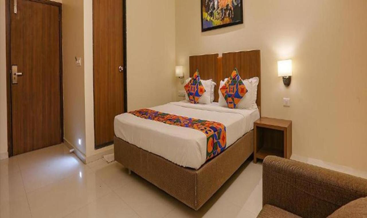 Fabhotel Royal International - Nr Mumbai International Airport Exterior photo