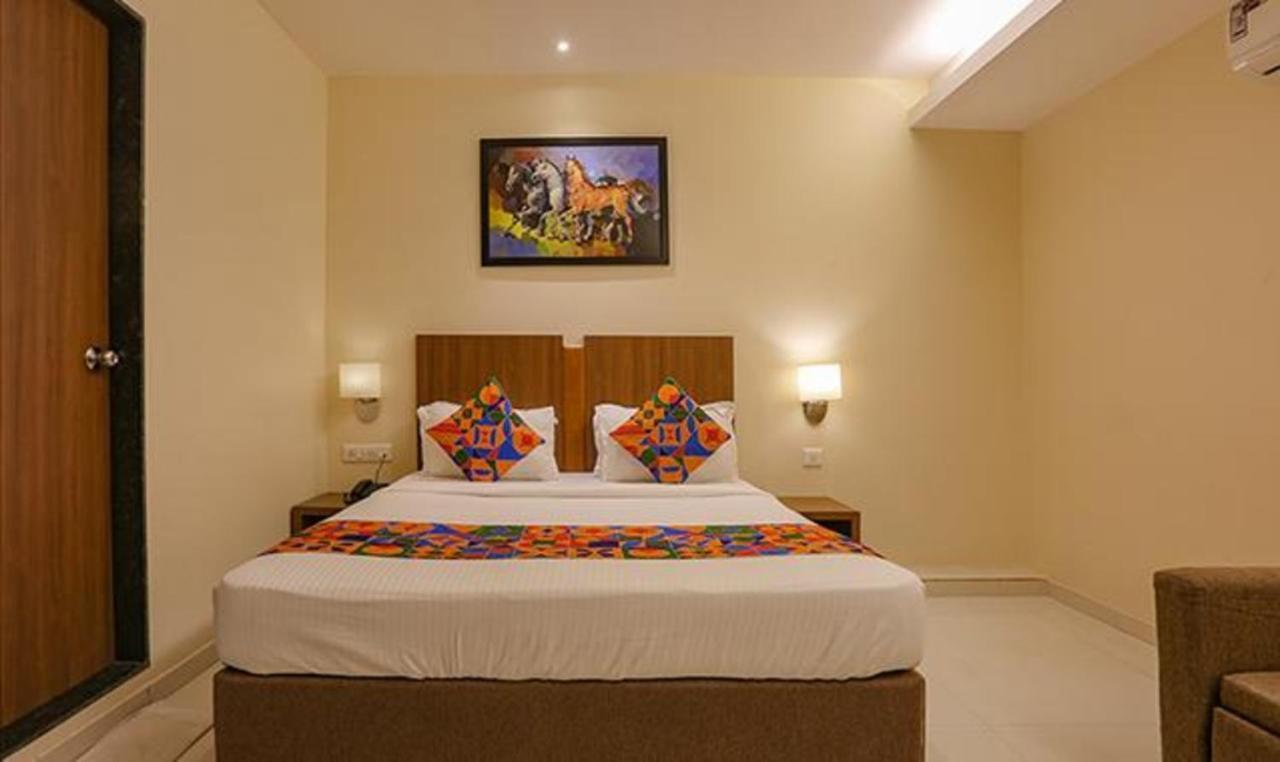 Fabhotel Royal International - Nr Mumbai International Airport Exterior photo