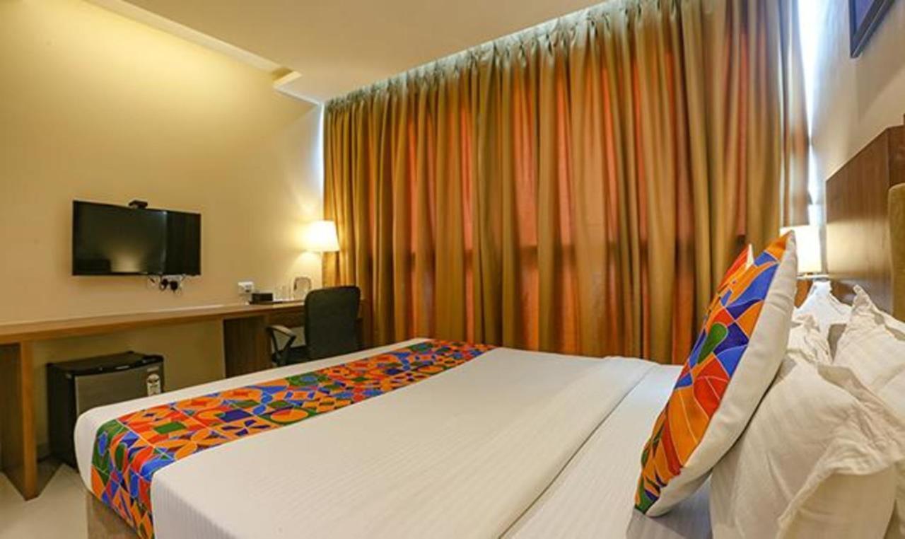 Fabhotel Royal International - Nr Mumbai International Airport Exterior photo