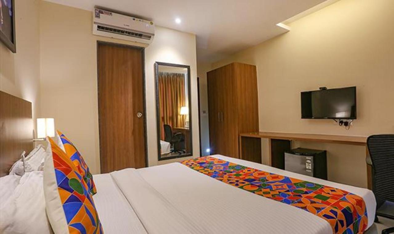 Fabhotel Royal International - Nr Mumbai International Airport Exterior photo