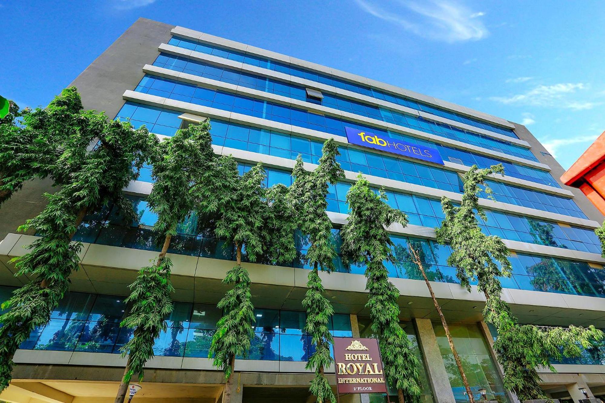 Fabhotel Royal International - Nr Mumbai International Airport Exterior photo
